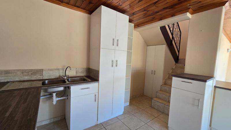 1 Bedroom Property for Sale in Welgelegen Western Cape